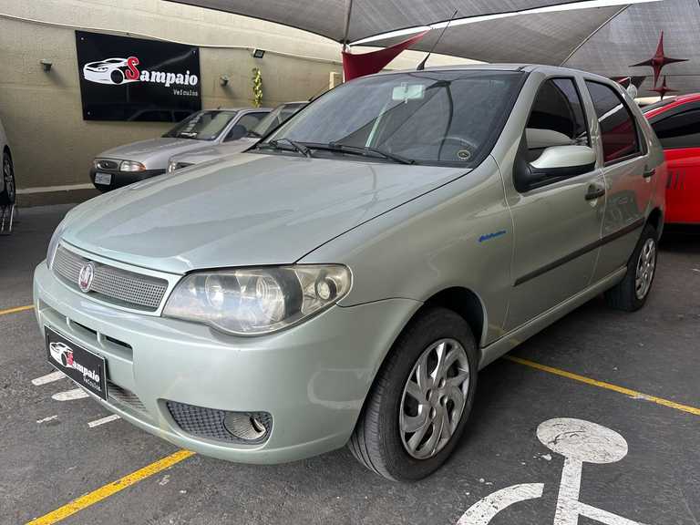 alt=