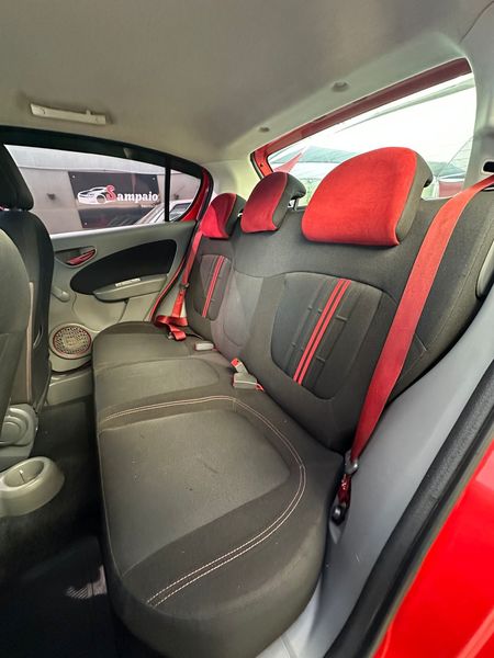 Palio Sporting 1.6 16V (Flex)