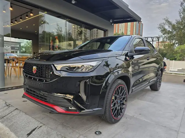 Carro Fiat Fastback 2025 ABARTH Turbo Flex 1.3 Aut.