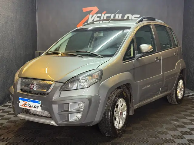 Carro Fiat Idea 2015 Adventure 1.8 16V E.TorQ (Flex)