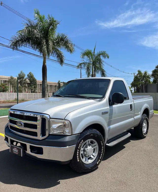 Carro Ford F-250 2010 XLT 4x2 3.9 (Cab Dupla)