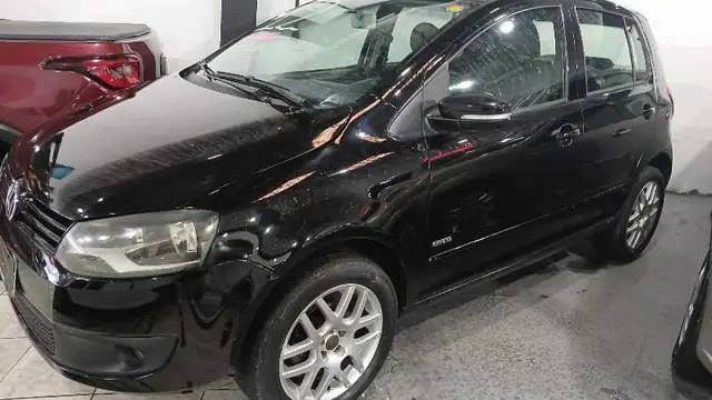 Carro Volkswagen Fox 2012 1.6 VHT (Flex)
