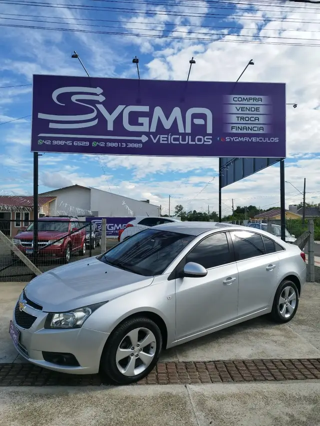 Carro Chevrolet Cruze 2014 HB Sport LTZ 1.8 16V FlexP. 5p Mec