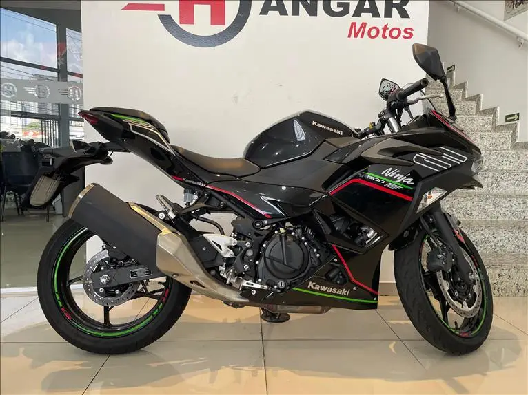 Kawasaki Ninja 500