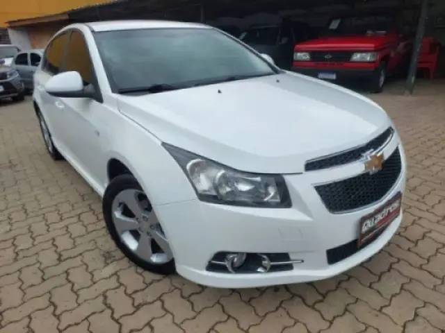 Carro Chevrolet Cruze Sport6 2014 LT 1.8 16V Ecotec (Flex)