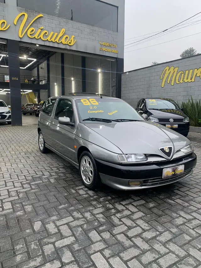 Carro Alfa Romeo 145 1996 Elegant 2.0 16V