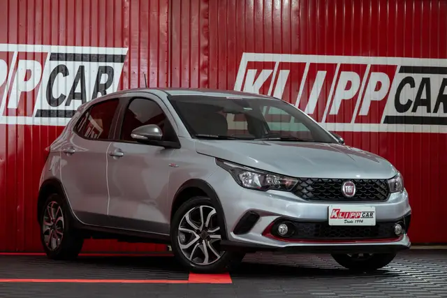 Carro Fiat Argo 2018 HGT 1.8 E.Torq (Flex)