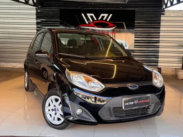 Carro Ford Fiesta Hatch 2014 1.6 (Flex)