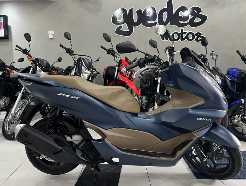 Honda PCX 160 DLX ABS