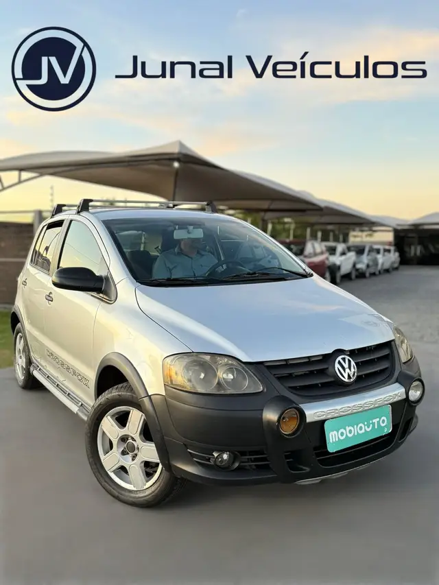 Carro Volkswagen CrossFox 2010 1.6 (Flex)