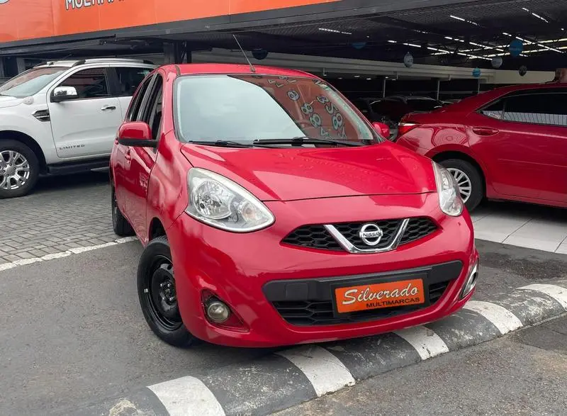 Nissan March 1.6 16V SV (Flex)