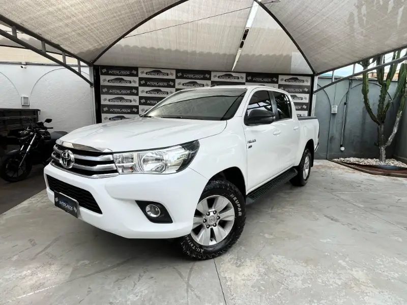 Toyota Hilux Cabine Dupla Hilux 2.7 SR CD 4x2 (Flex)