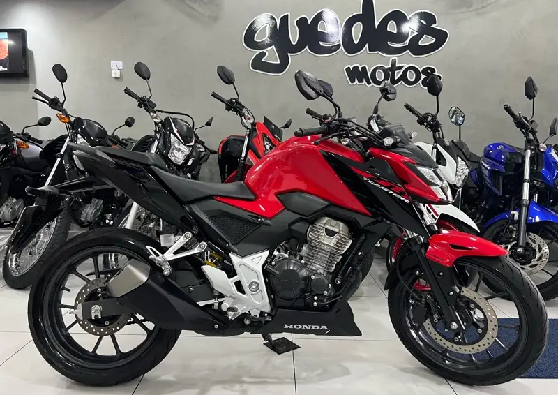 Honda CB 300F Twister (ABS)