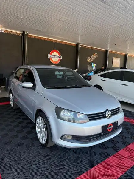 Volkswagen Voyage 1.6 VHT City (Flex)
