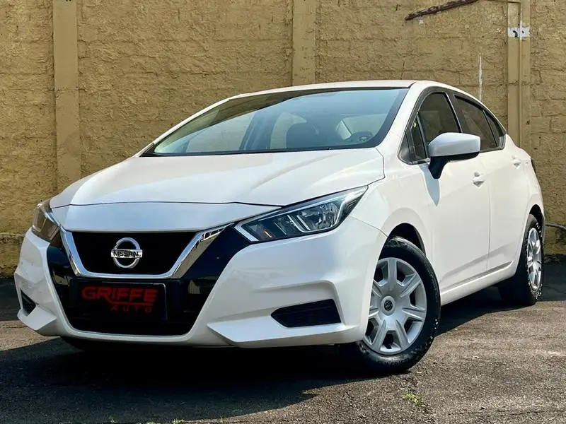 Nissan Versa Sense 1.6 (Flex)