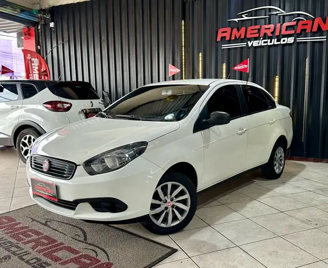 Carro Fiat Grand Siena 2021 Evo Attractive 1.4 8V (Flex)