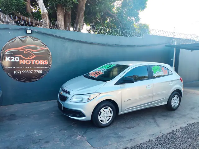 Carro Chevrolet Onix 2015 1.0 LT SPE/4