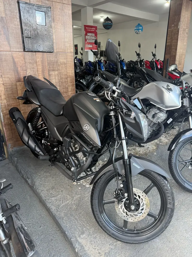 Yamaha YS 150 Fazer SED