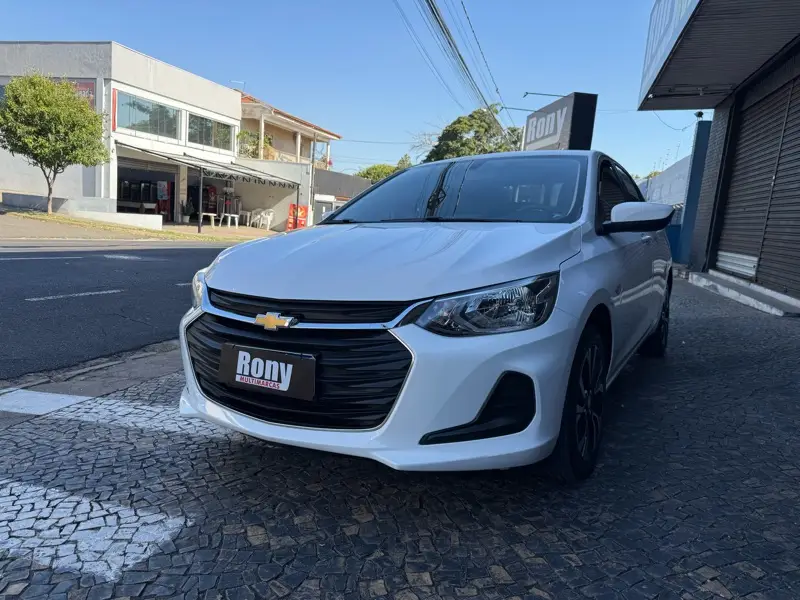 Chevrolet Onix Plus 1.0 LT (Flex)