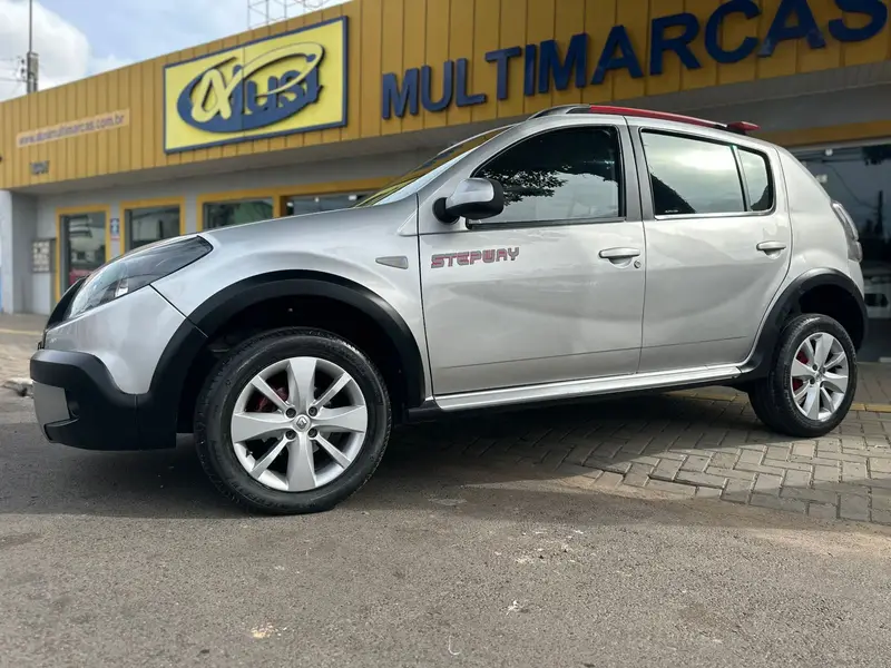 Renault Sandero Stepway 1.6 8V (flex)