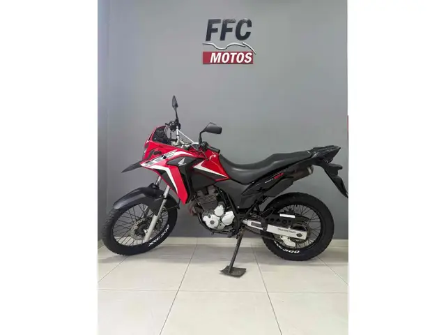 Carro Honda XRE 300 2023 Rally