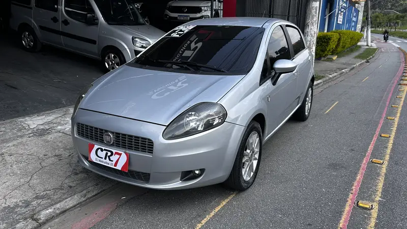Fiat Punto Attractive 1.4 (Flex)