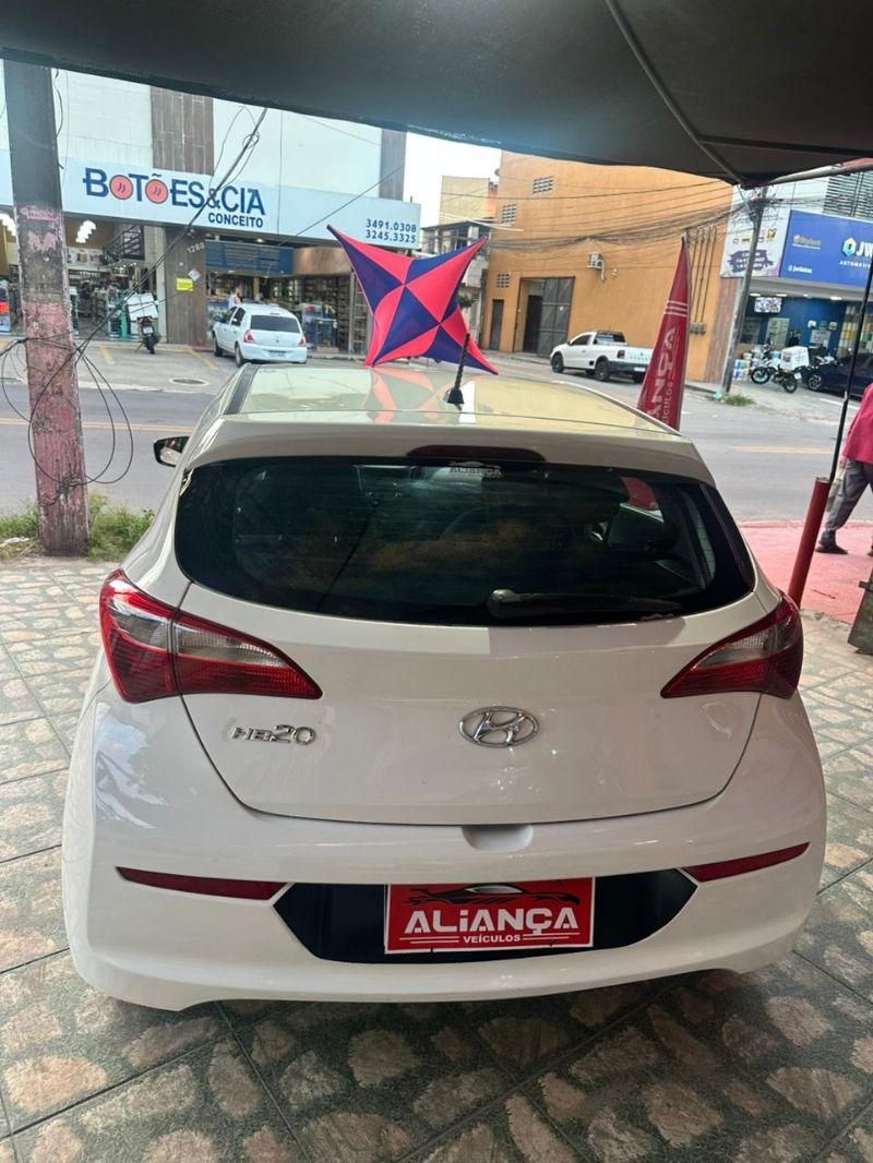 Hyundai HB20