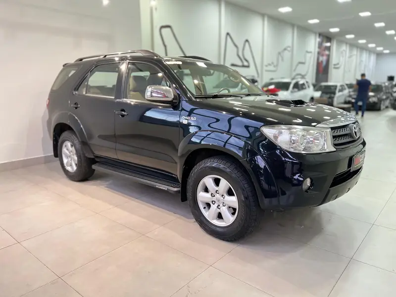 Toyota Hilux SW4 SRV 4x4 3.0 Turbo  (aut)