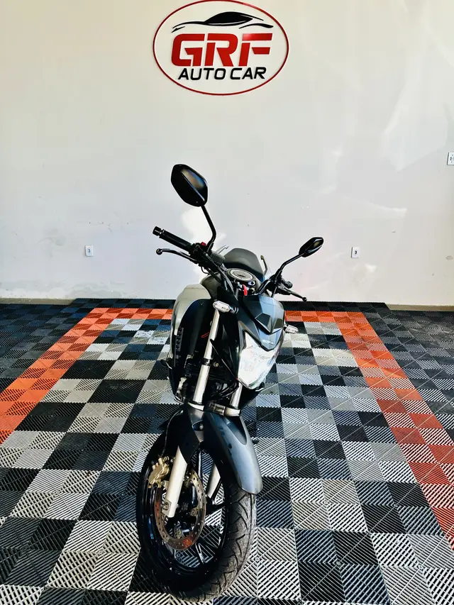 Carro Honda CB 250F Twister 2019 Standard