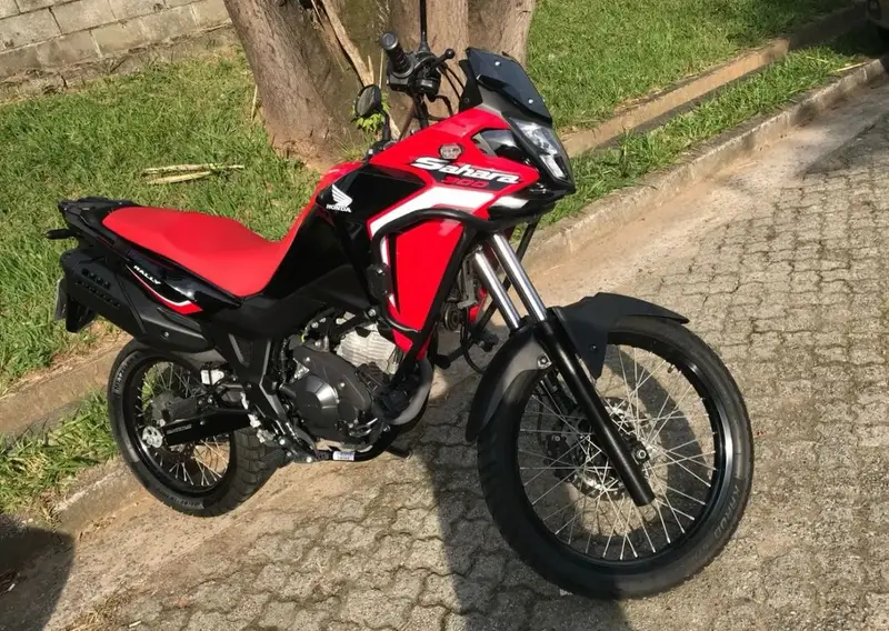 Honda XRE Sahara 300 Rally