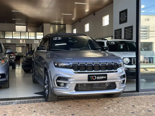 Carro Jeep Commander 2023 Overland 1.3 T270