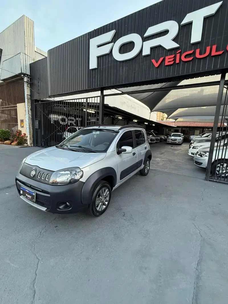 Fiat Uno Way 1.0 8V (Flex) 4p