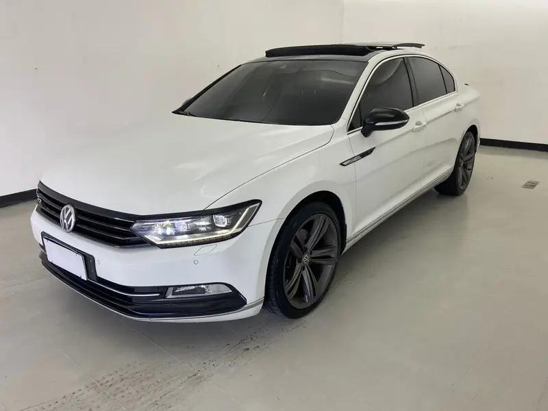 Volkswagen Passat Highline 2.0 TSI DSG