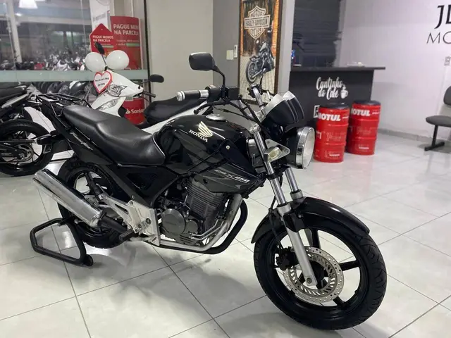 Carro Honda CBX 250 2006 Twister