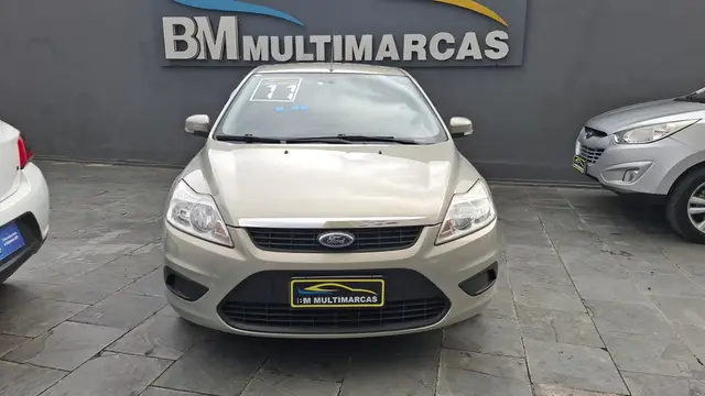 Carro Ford Focus Hatch 2011 GLX 1.6 8V (Flex)