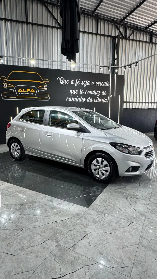 Carro Chevrolet Onix 2017 1.0 LT SPE/4