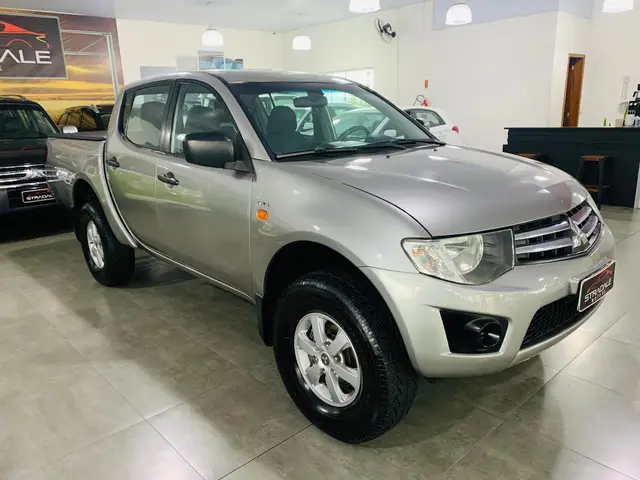 Carro Mitsubishi L200 Triton Sport 2012 3.2 Di-D 4x4 GLS