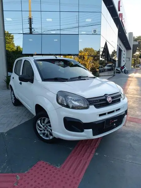 Fiat Uno Attractive 1.0 8V (Flex) 4p