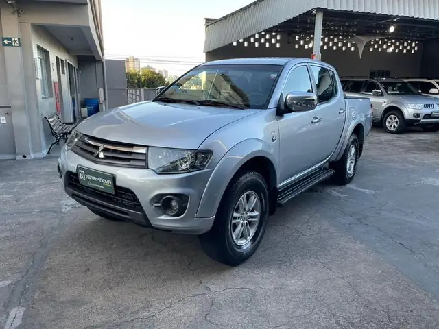 Carro Mitsubishi L200 2016 Triton HPE 3.2 CD TB Int.Diesel Aut