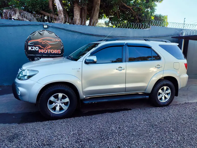 Toyota Hilux SW4 SRV 4x4 3.0 Turbo  (aut)