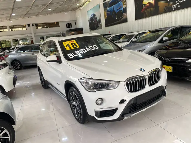 Carro BMW X1 2018 2.0 sDrive20i X-Line ActiveFlex
