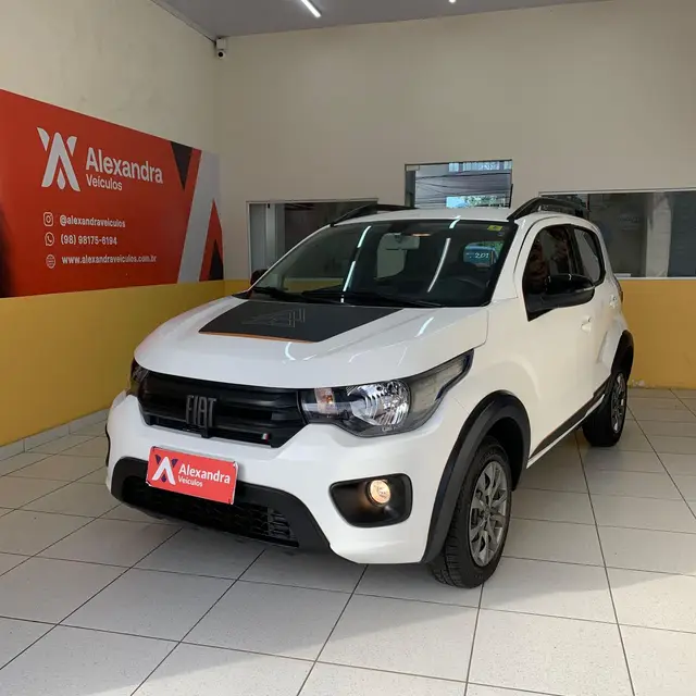 Carro Fiat Mobi 2025 Trekking 1.0
