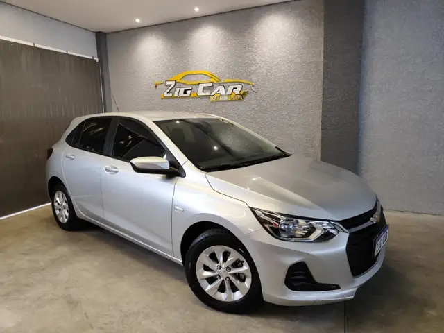 Carro Chevrolet Onix 2023 LT 1.0