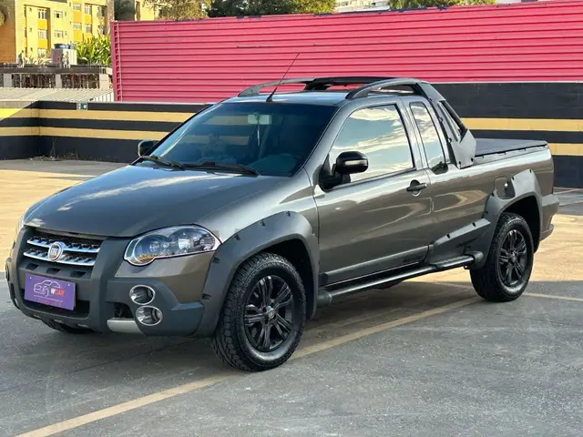 Carro Fiat Strada 2010 Adventure Locker 1.8 8V (Flex) (Cabine Estendida)