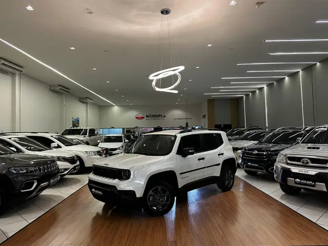 Carro Jeep Renegade 2022 Sport T270 4x2 AT6