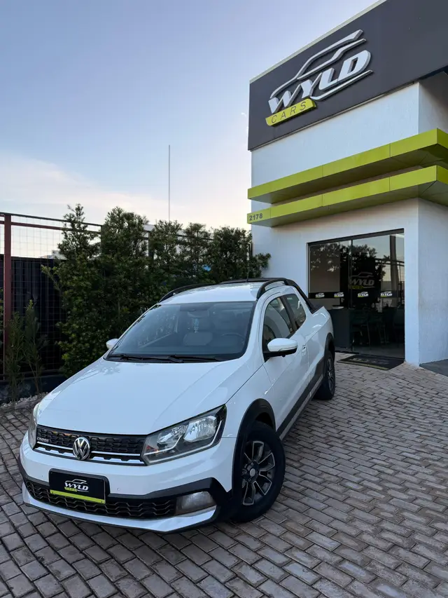 Carro Volkswagen Saveiro 2017 Cross 1.6 16v MSI CD (Flex)