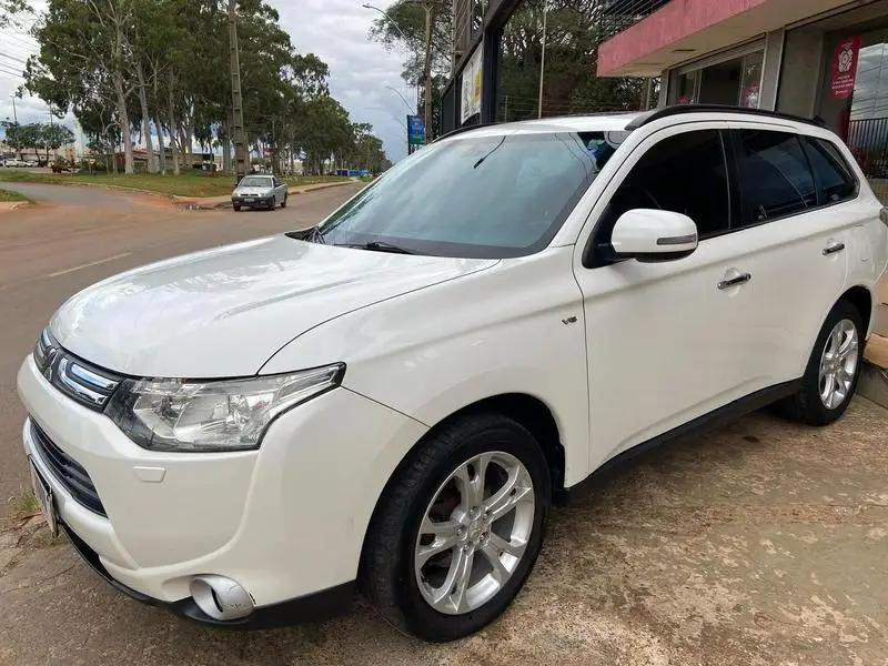 Mitsubishi Outlander GT 4WD 3.0 V6 (Aut)