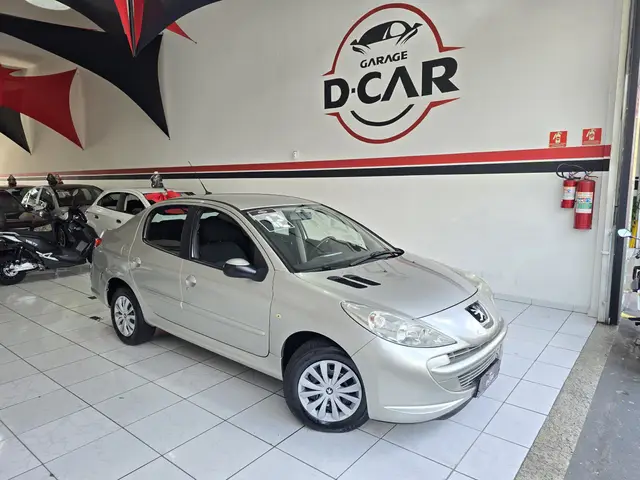 Carro Peugeot 207 Sedan 2012 207 Passion XR 1.4 8V (flex)