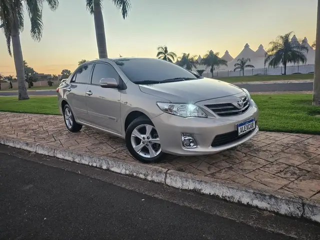 Carro Toyota Corolla 2014 2.0 XEi Multi-Drive S (Flex)
