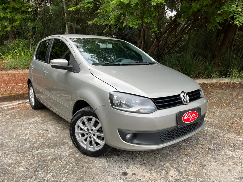 Volkswagen Fox 1.6 VHT I-Motion (Flex)